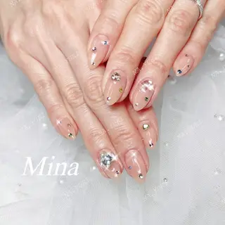 ネイル 🦋 Queenieのネイルデザイン