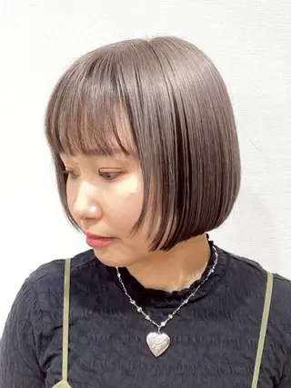 ミディアム グラスヘアー石垣 渕 七海のヘアスタイル