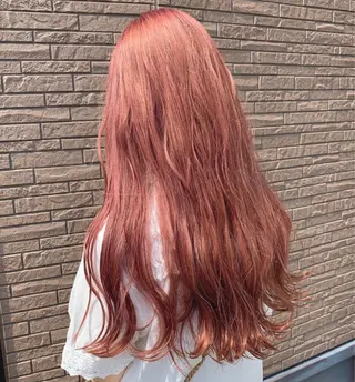 ロング カラー 清水 亮太／赤み消しカラーのヘアスタイル