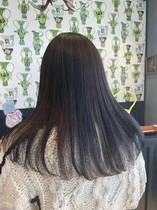 セミロング 長谷川 沙紀のヘアスタイル