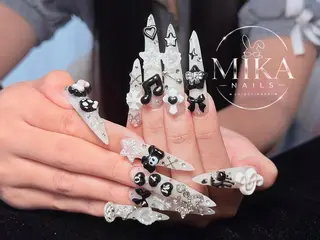 ネイル Mika Nails 心斎橋のネイルデザイン