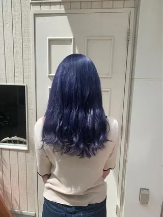 ロング カラー Blanco Color&Careのヘアスタイル