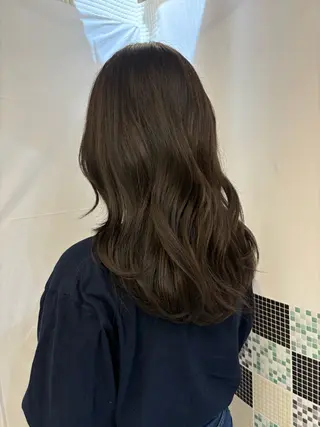 ロング カラー 🍓ブリーチカラー 🎀nene🍓のヘアスタイル