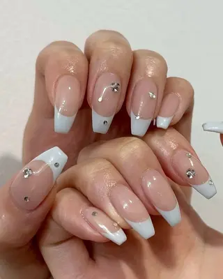 ネイル Yuna NAILSのネイルデザイン