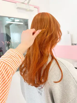 ロング カラー 🎀ピンクベージュ/ 梅田/茶屋町🎀のヘアスタイル