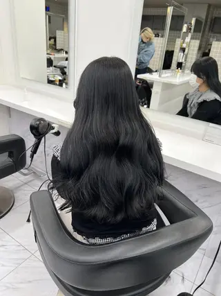 カラー ロング 🏹横浜CANDY 🏹のヘアスタイル