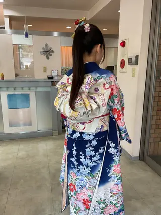 ロング ヘアアレンジ au美容室 栄矢場町のヘアスタイル