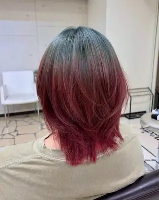 ミディアム カラー タジリ アヤセのヘアスタイル