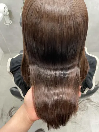 ミディアム カラー 梅雨対策すぐ巻ける ☔️縮毛矯正勝倉　麗のヘアスタイル