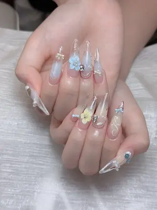 ネイル Lumi Shinokuboのネイルデザイン
