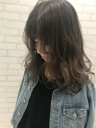 カラー 北野 親善のヘアスタイル