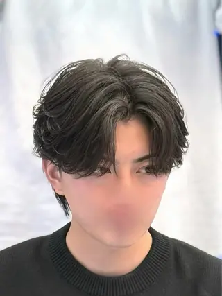 メンズ メンズサロン代表 曲がる縮毛矯正のヘアスタイル