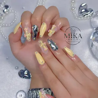 ネイル Genie Mika Nailsのネイルデザイン