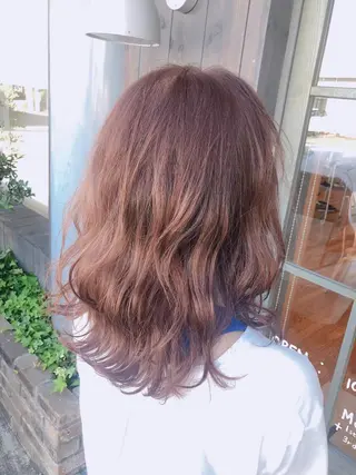 ミディアム カラー 永井 亜実のヘアスタイル