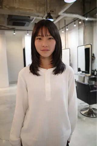 セミロング 大洞 ことのヘアスタイル