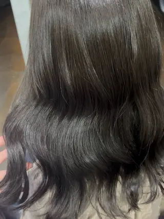 ミディアム 💙透明感カラー推し 🇰🇷ココロ🦋のヘアスタイル