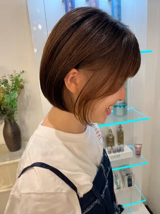 ショート カラー ツヤ感カラー 🩵かりんのヘアスタイル