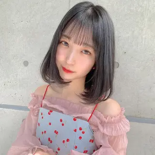 セミロング カラー ハイトーン×レイヤー カットTAKUMIのヘアスタイル