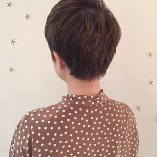 ショート 市川 千夏のヘアスタイル