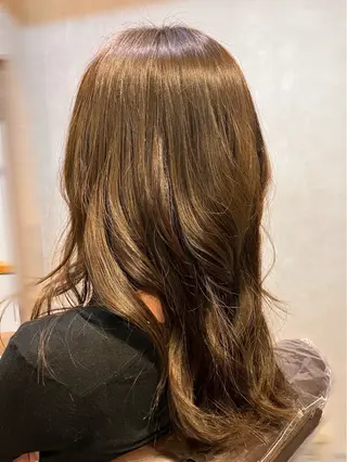 ロング 🫧艶カラー osawa🐳🫧のヘアスタイル