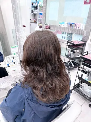 セミロング パーマ 🐧デザインパーマ 🐧小沢有佑のヘアスタイル