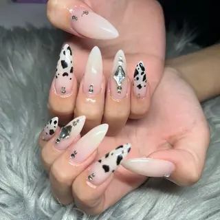 ネイル Nail Leoaのネイルデザイン