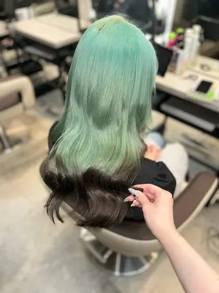 ロング カラー 愛されハイトーン 🍓YURINAのヘアスタイル