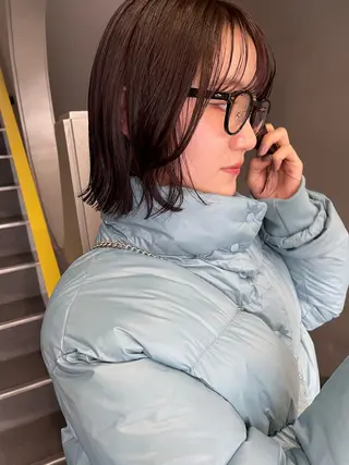 ショート カラー 💓パーマ，💗 レイヤーカットのヘアスタイル