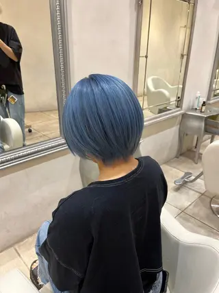 ショート カラー 菅沼 花琳のヘアスタイル