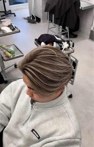 カラー メンズ エンドカラー🔥/ ♰デザインカラー♰のヘアスタイル