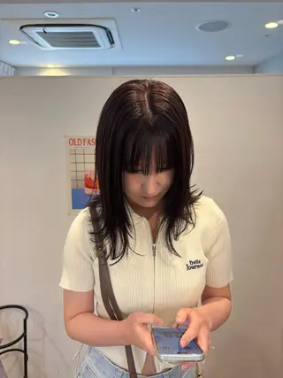 ミディアム カラー フクシママユ / 柔らかカラーのヘアスタイル