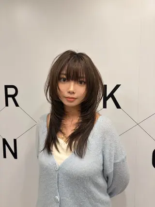 セミロング 田端 奈緒のヘアスタイル