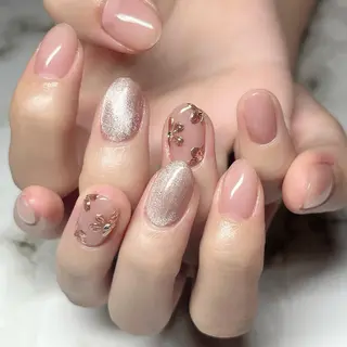 ネイル RuxuryNail ／RiAnnaのネイルデザイン
