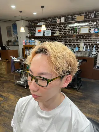 ミディアム パーマ メンズ EVOGUE💈森内 秀有💈メンズパーマのヘアスタイル