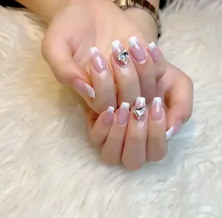 ネイル Lino+ ネイル&よもぎ蒸しのネイルデザイン