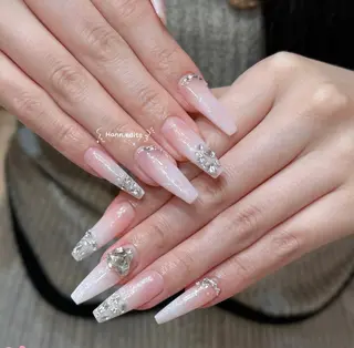 セミロング Aila Nail ShinOkuboのネイルデザイン
