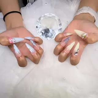 ネイル 🩵liru Haru🩵のネイルデザイン