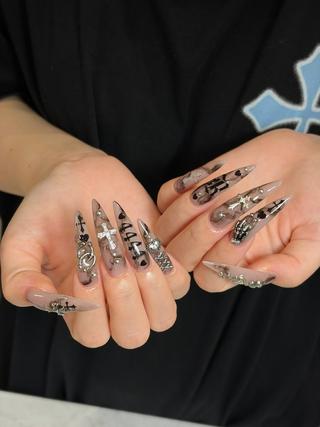 ネイル Aria Nail Beautyのネイルデザイン