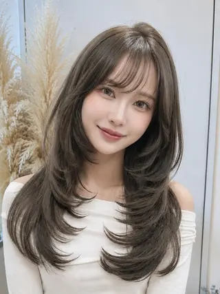 ロング レイヤーハイライト ブリーチJUNKIのヘアスタイル