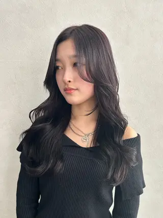 セミロング カラー 🌷横浜/レイヤー /艶カラー🌷のヘアスタイル