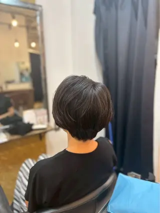 ショート 新宿/ハイトーン カラー/AKI🍎のヘアスタイル
