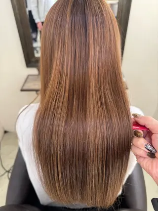 ロング 藤井 夕佳のヘアスタイル