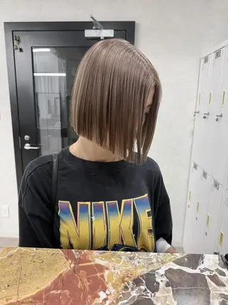 ショート カラー ダメージレス ストレート🌺那波のヘアスタイル
