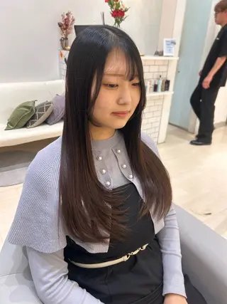 ロング 堀 日次のヘアスタイル