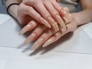 ネイル 心斎橋Mione nail salonのネイルデザイン