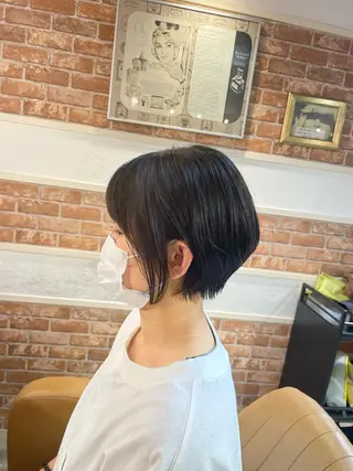 ショート 🫧小顔顔周りカット レイヤー/縮毛/白倉のヘアスタイル