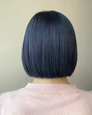 ショート カラー hubhair レイヤー/透明感のヘアスタイル