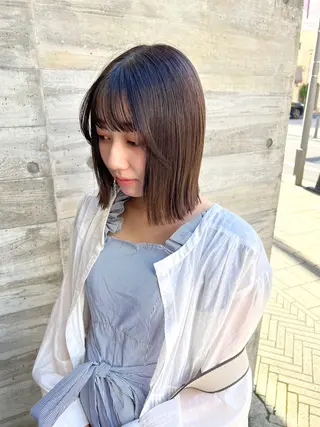 ミディアム カラー NANO/ ブリーチ×レイヤーのヘアスタイル