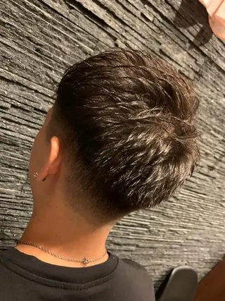 ショート ヒロ銀座 田中大地のヘアスタイル