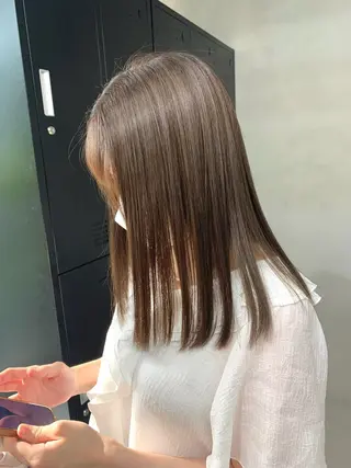 セミロング カサイ ミユのヘアスタイル